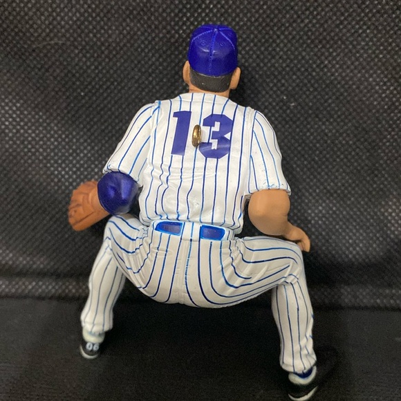 2006 Hallmark Alex Rodriguez 11th in Series at The Ballpark Ornament - Picture 5 of 7